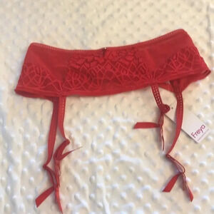 Freya Soirée Lace Garter Suspenders Belt NWT